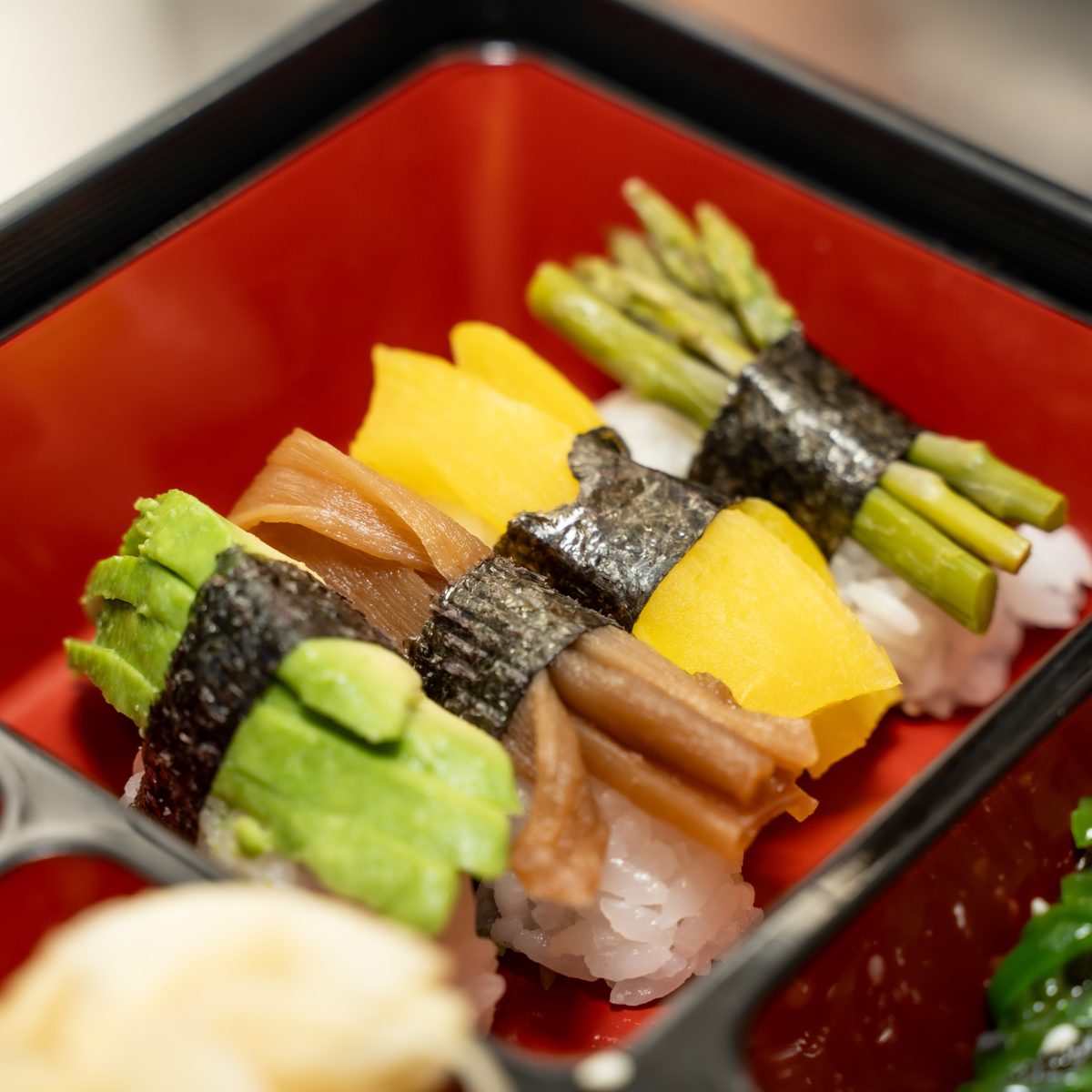 Fresh Sushi Made Fast—Crafted to Move with You