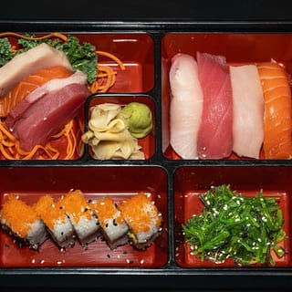 Sushi & Sashimi Lunch Box